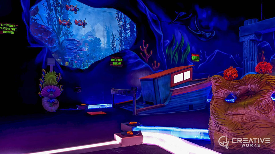 indoor mini golf at bright flite 