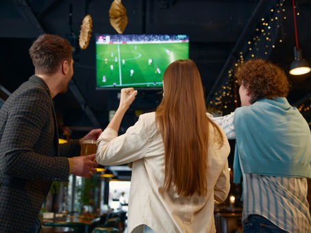 Looking for a unique date night in Victor, NY? Bright Flite is bringing glow golf, duckpin bowling, golf simulators, indoor skydiving, great food, drinks, and unforgettable fun near Rochester.